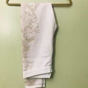 AKIRA PANTS NEW SIZE M.
